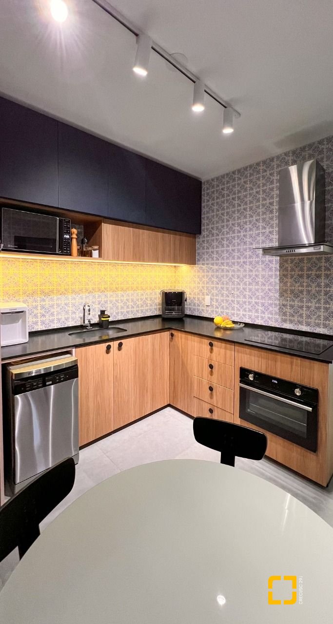 Apartamento com 76m², 3 quartos (sendo 1 suíte), no bairro Centro em Florianópolis