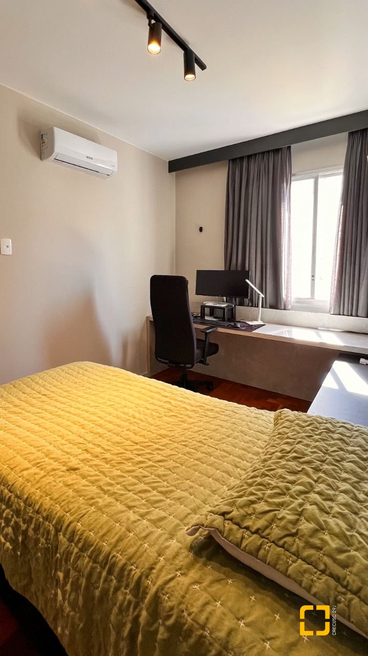 Apartamento com 76m², 3 quartos (sendo 1 suíte), no bairro Centro em Florianópolis