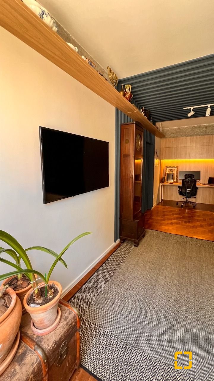 Apartamento com 76m², 3 quartos (sendo 1 suíte), no bairro Centro em Florianópolis