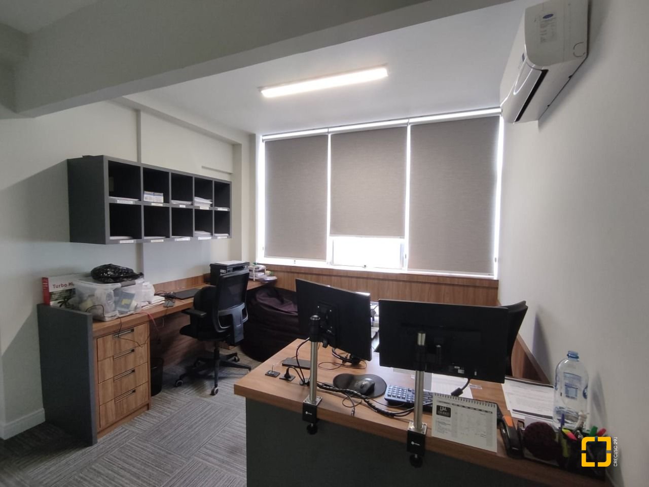 Sala com 64m², no bairro Centro em Florianópolis