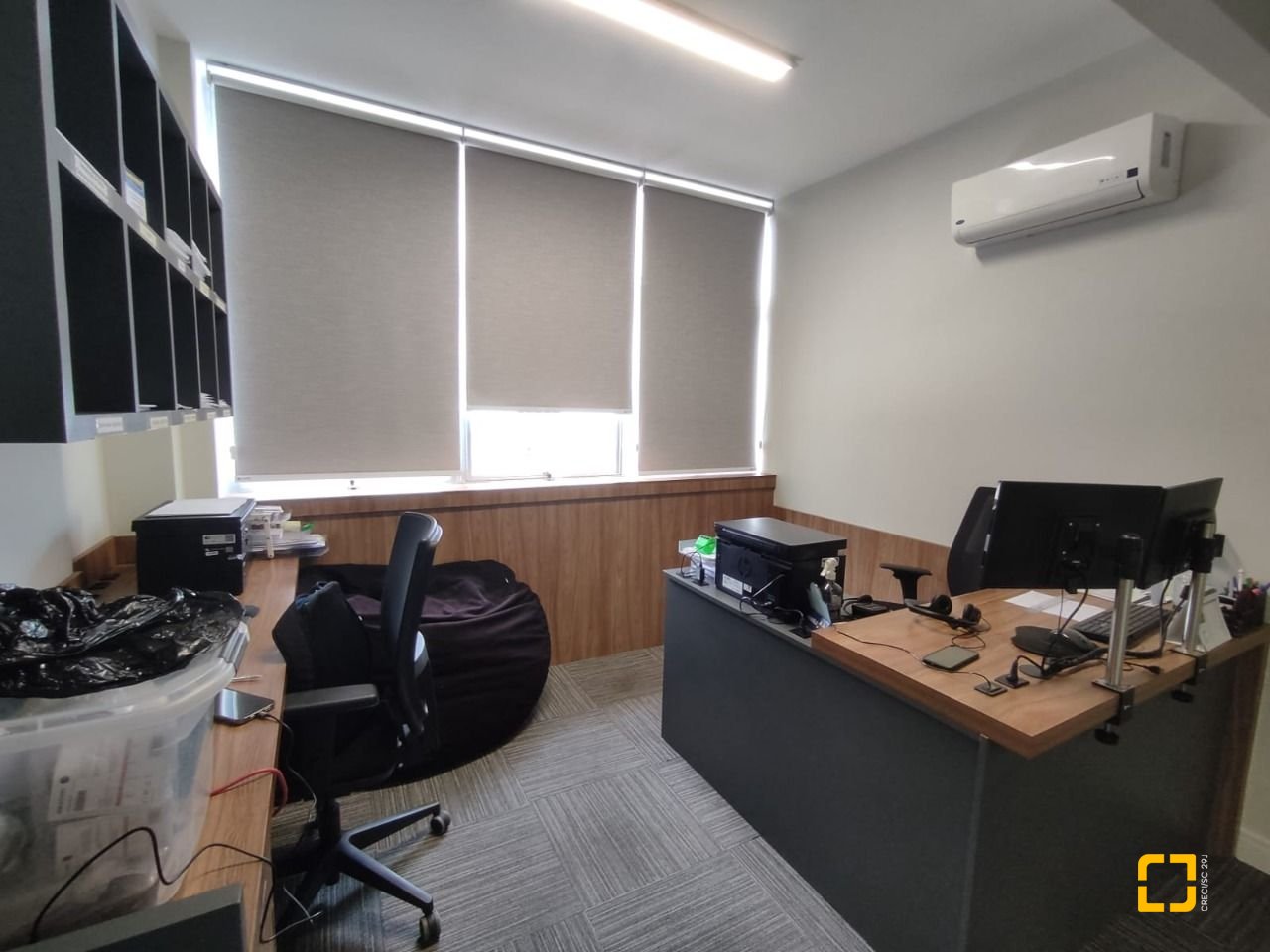 Sala com 64m², no bairro Centro em Florianópolis