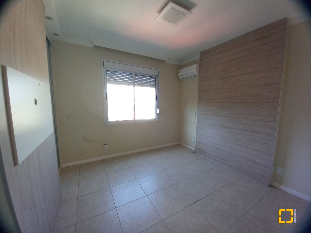 Apartamento com 71m², 3 quartos (sendo 1 suíte), 1 garagem, no bairro João Paulo em Florianópolis