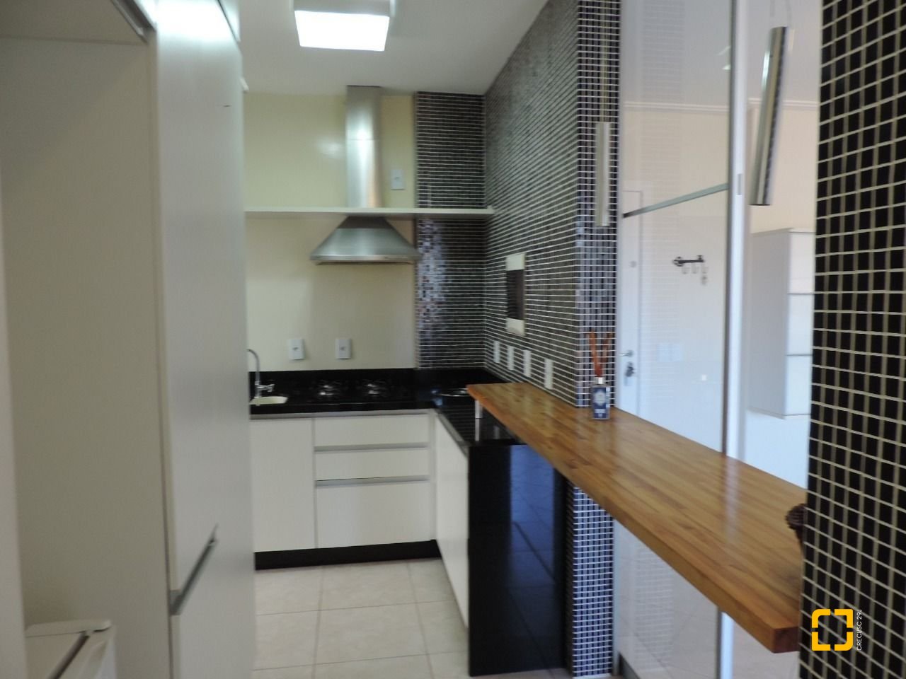 Apartamento com 71m², 3 quartos (sendo 1 suíte), 1 garagem, no bairro João Paulo em Florianópolis