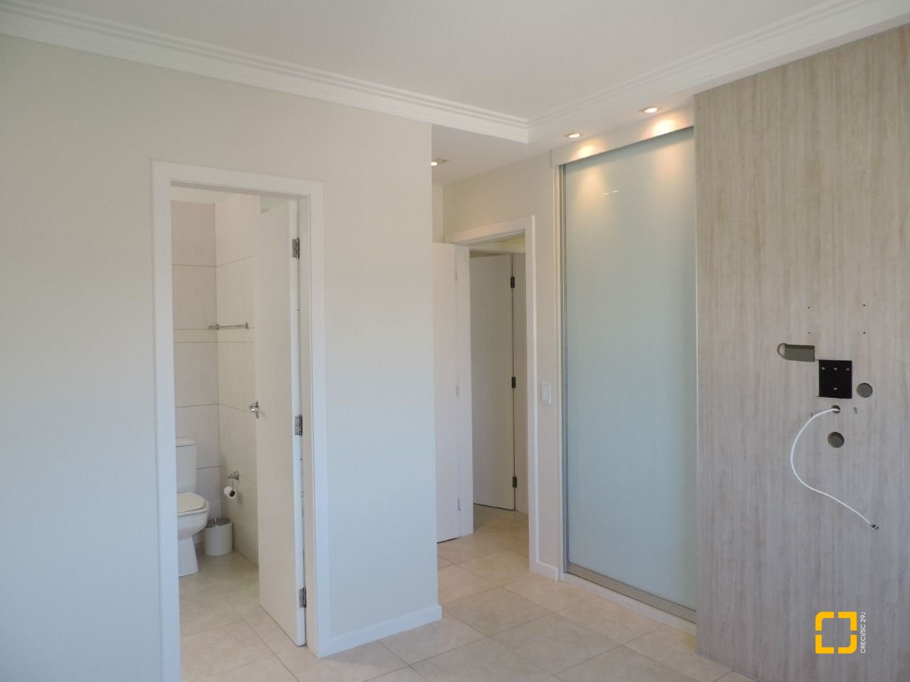 Apartamento com 71m², 3 quartos (sendo 1 suíte), 1 garagem, no bairro João Paulo em Florianópolis