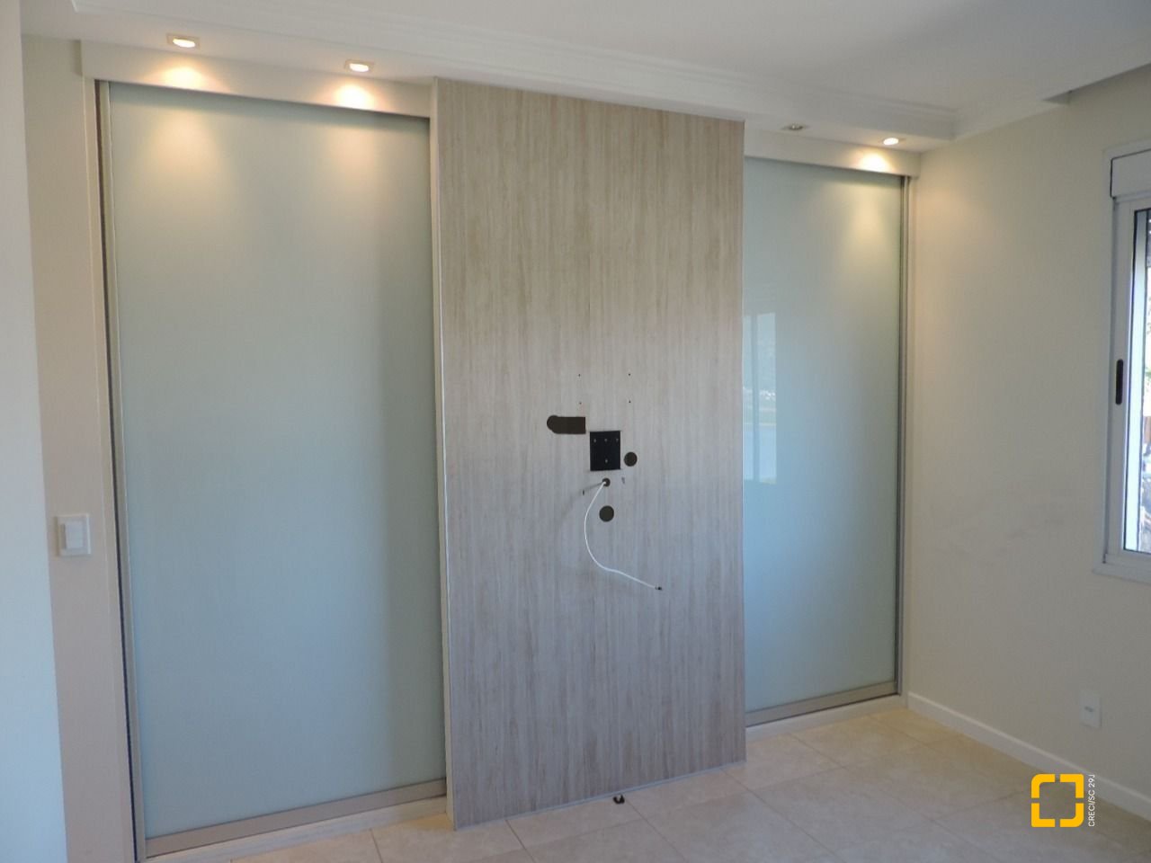 Apartamento com 71m², 3 quartos (sendo 1 suíte), 1 garagem, no bairro João Paulo em Florianópolis