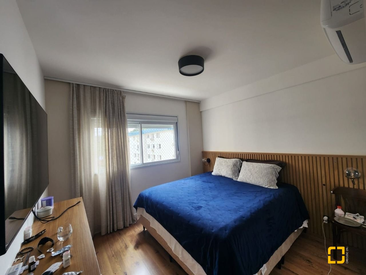 Apartamento com 170m², 6 quartos (sendo 2 suítes), 3 garagens, no bairro Itacorubi em Florianópolis