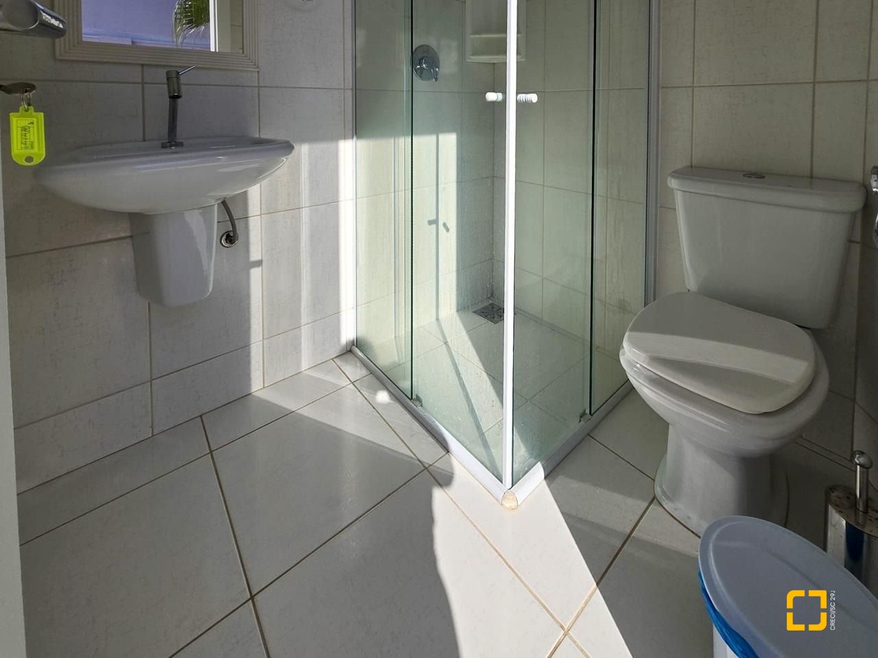 Casa com 173m², 4 quartos (sendo 1 suíte), 4 garagens, no bairro Campeche Sul em Florianópolis