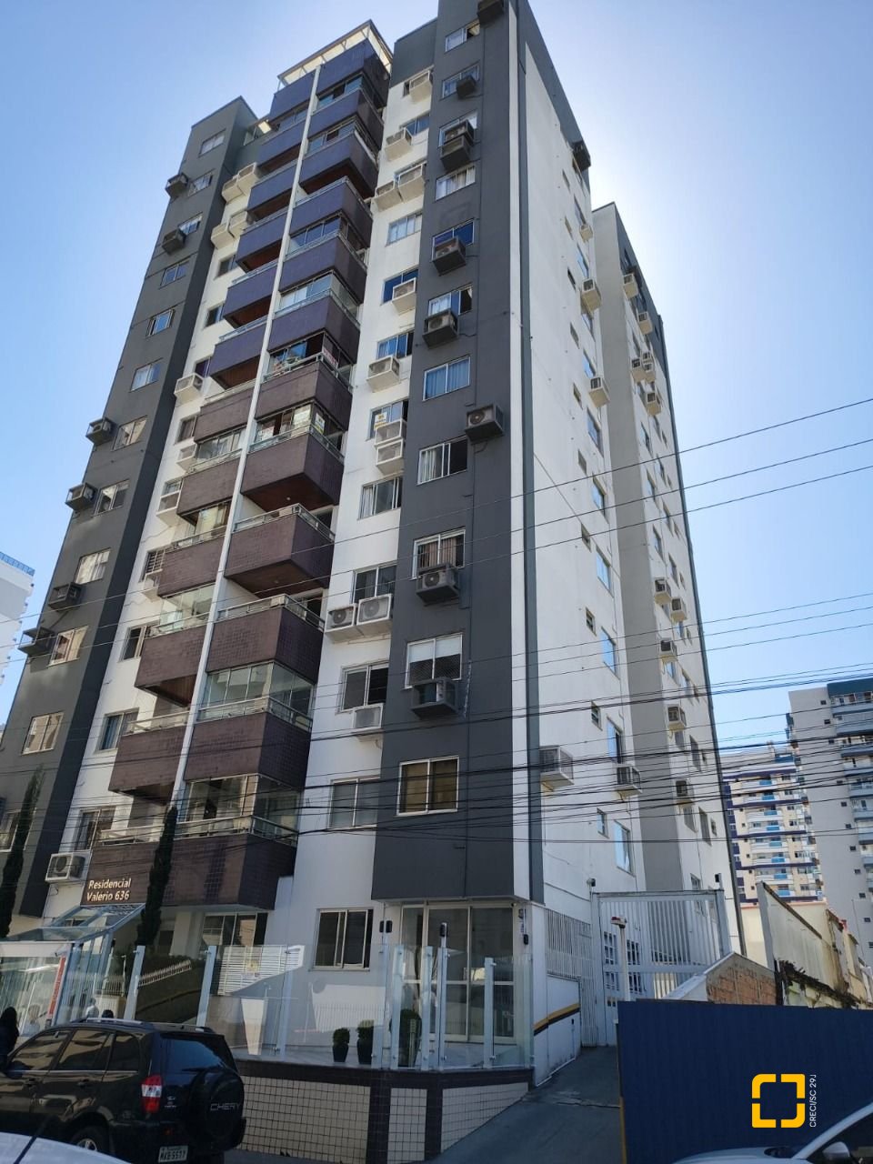 Apartamento com 91m², 3 quartos (sendo 1 suíte), 1 garagem, no bairro Campinas em São José