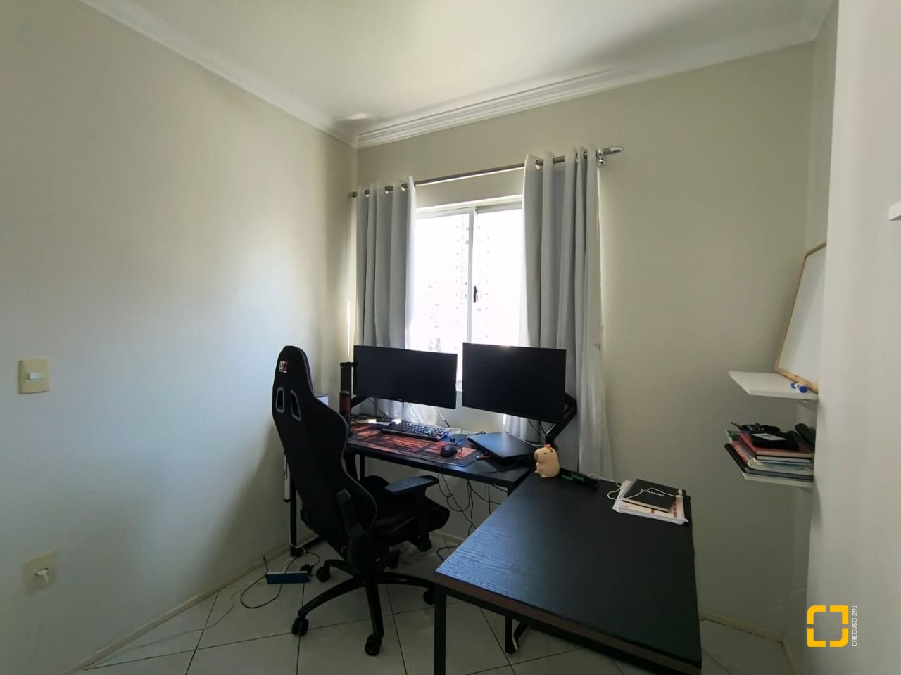 Apartamento com 91m², 3 quartos (sendo 1 suíte), 1 garagem, no bairro Campinas em São José