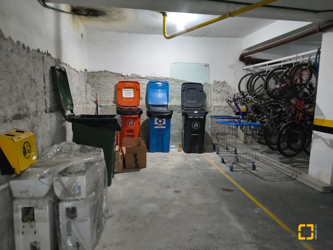 Apartamento com 91m², 3 quartos (sendo 1 suíte), 1 garagem, no bairro Campinas em São José