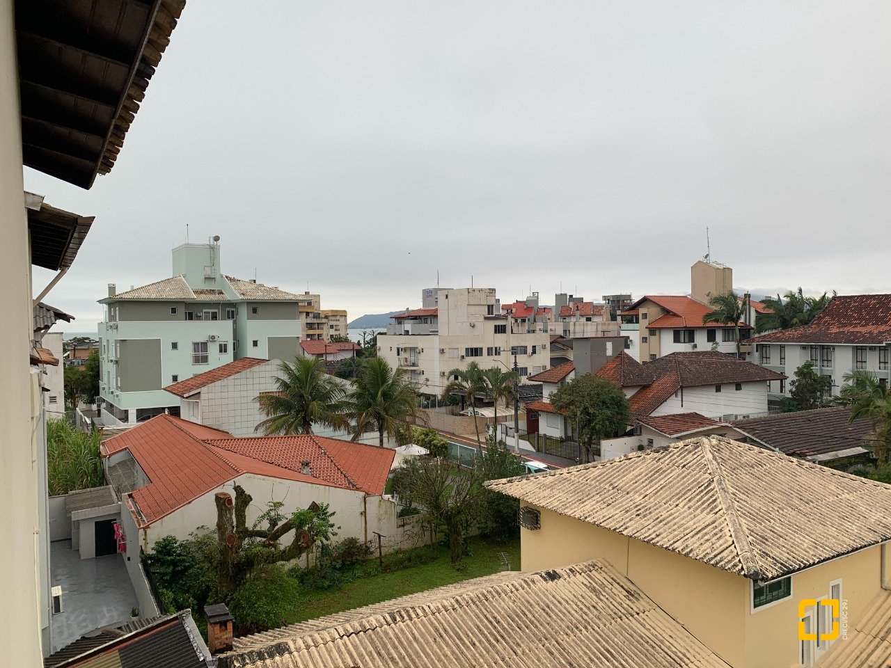 Cobertura com 105m², 2 quartos, 1 garagem, no bairro Canasvieiras em Florianópolis
