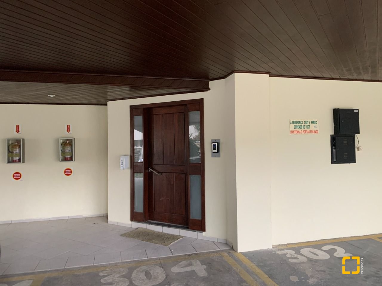 Cobertura com 105m², 2 quartos, 1 garagem, no bairro Canasvieiras em Florianópolis