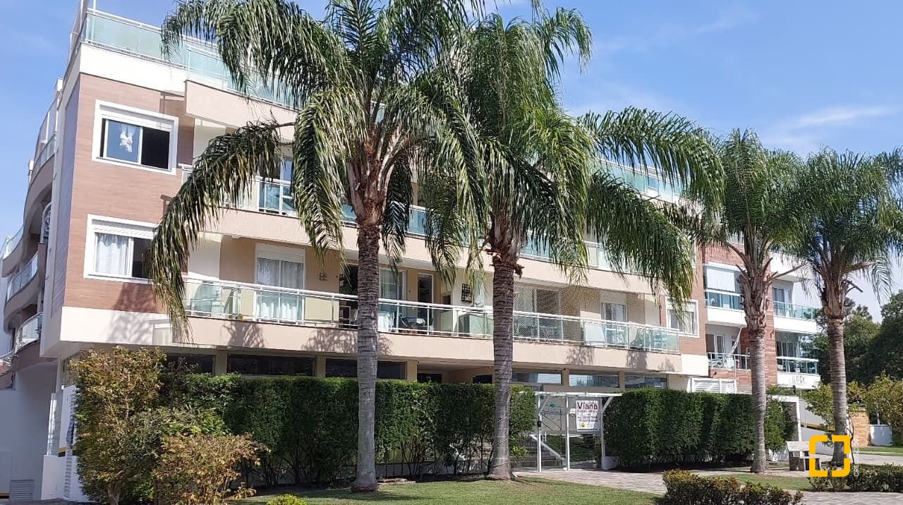 Cobertura com 185m², 4 quartos (sendo 2 suítes), 2 garagens, no bairro Campeche em Florianópolis