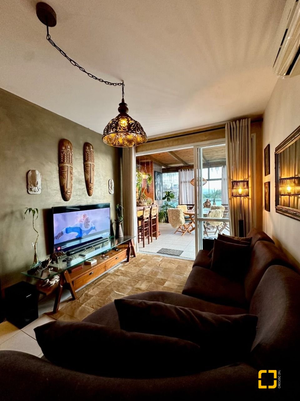 Cobertura com 185m², 4 quartos (sendo 2 suítes), 2 garagens, no bairro Campeche em Florianópolis