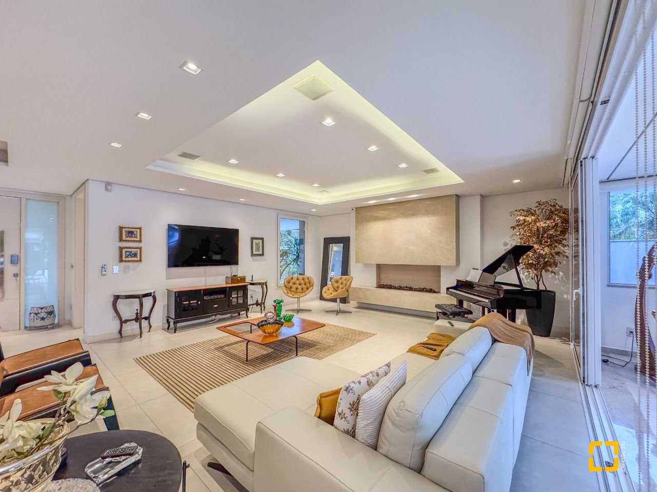 Casa de Condomínio com 890m², 10 quartos (sendo 5 suítes), 6 garagens, no bairro Jurerê Internacional em Florianópolis