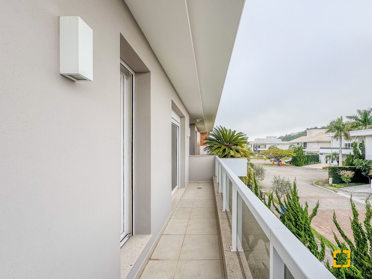 Casa de Condomínio com 890m², 10 quartos (sendo 5 suítes), 6 garagens, no bairro Jurerê Internacional em Florianópolis