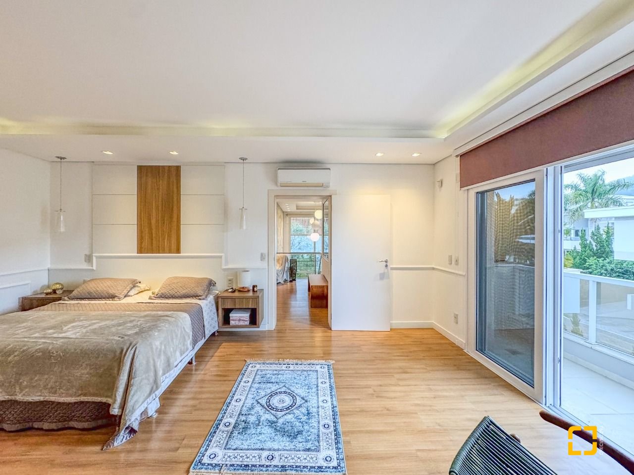Casa de Condomínio com 890m², 10 quartos (sendo 5 suítes), 6 garagens, no bairro Jurerê Internacional em Florianópolis