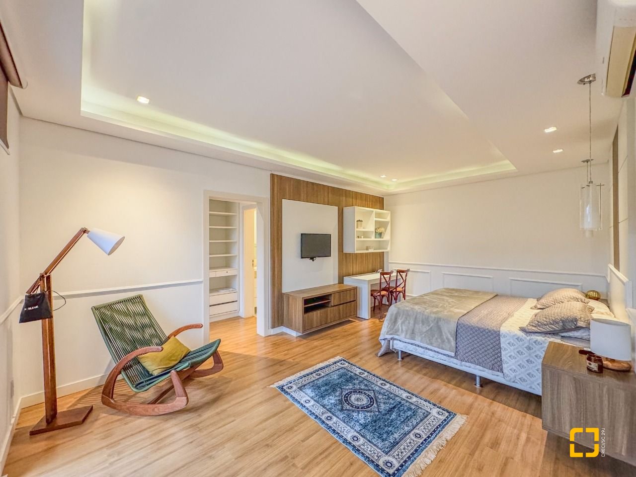 Casa de Condomínio com 890m², 5 quartos (sendo 5 suítes), 6 garagens, no bairro Jurerê Internacional em Florianópolis