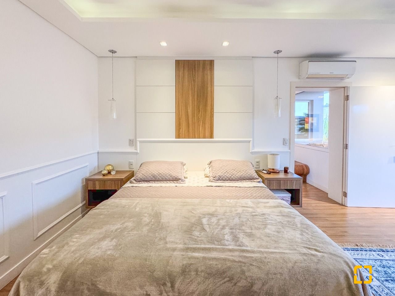 Casa de Condomínio com 890m², 5 quartos (sendo 5 suítes), 6 garagens, no bairro Jurerê Internacional em Florianópolis