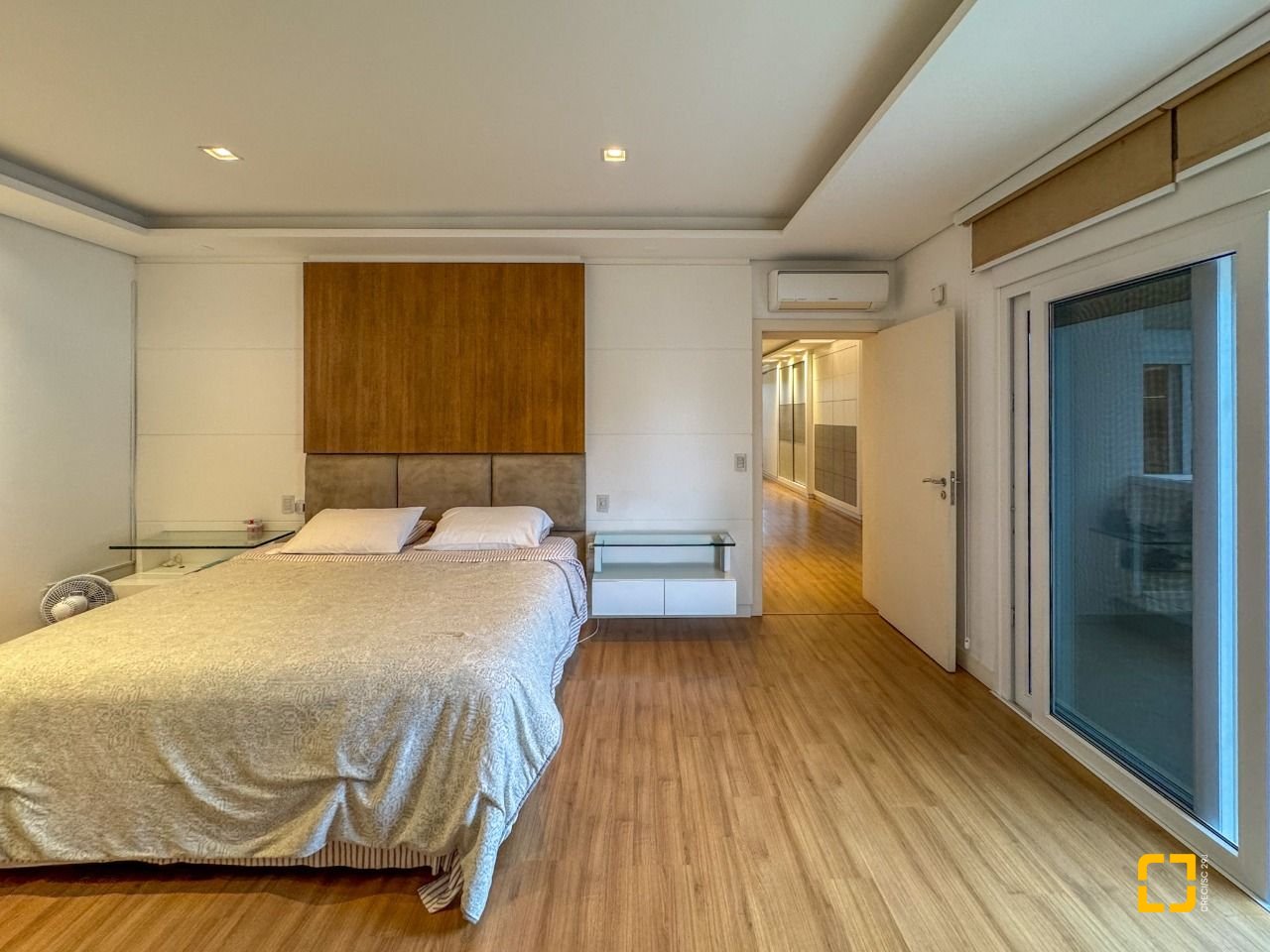 Casa de Condomínio com 890m², 5 quartos (sendo 5 suítes), 6 garagens, no bairro Jurerê Internacional em Florianópolis