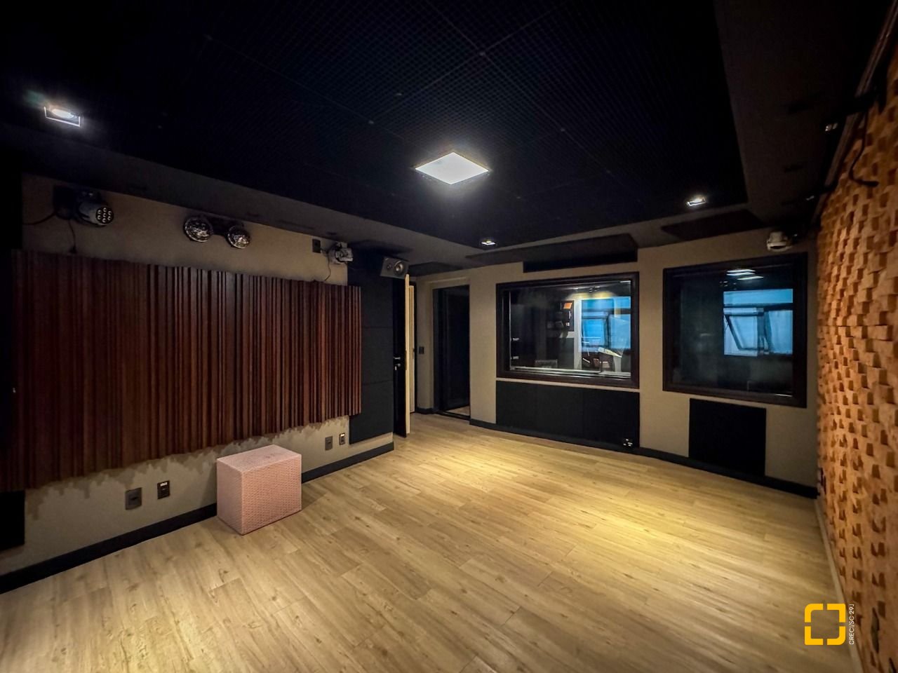Casa de Condomínio com 890m², 5 quartos (sendo 5 suítes), 6 garagens, no bairro Jurerê Internacional em Florianópolis