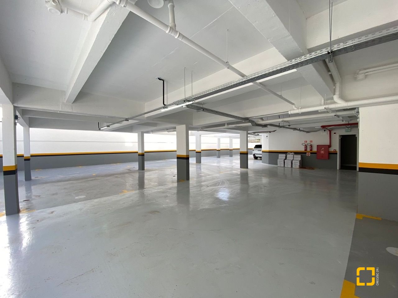 Apartamento com 133m², 5 quartos (sendo 1 suíte), 2 garagens, no bairro Cachoeira do Bom Jesus em Florianópolis