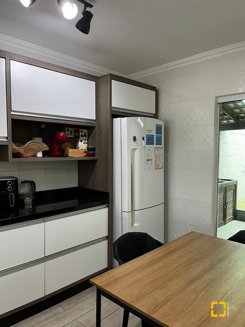 Casa de Condomínio com 59m², 2 quartos, 2 garagens, no bairro Forquilhas em São José