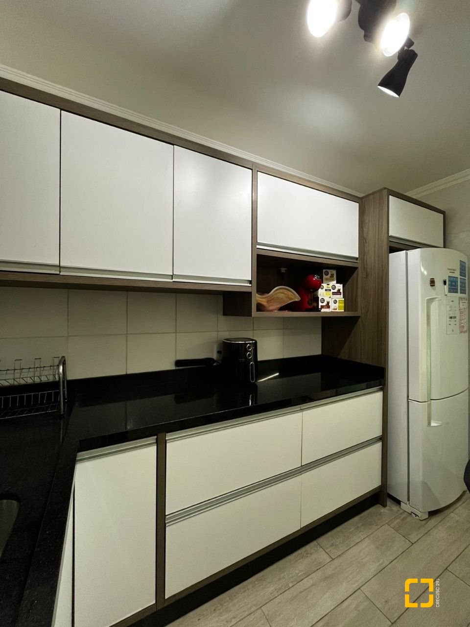 Casa de Condomínio com 59m², 2 quartos, 2 garagens, no bairro Forquilhas em São José