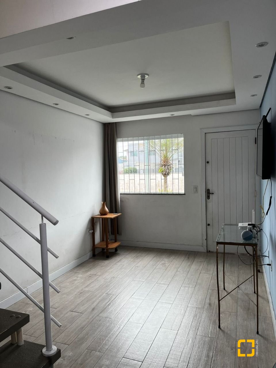 Casa de Condomínio com 59m², 2 quartos, 2 garagens, no bairro Forquilhas em São José
