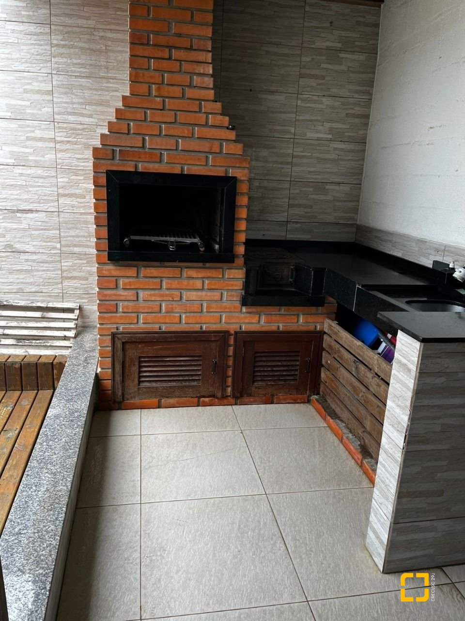 Casa de Condomínio com 59m², 2 quartos, 2 garagens, no bairro Forquilhas em São José