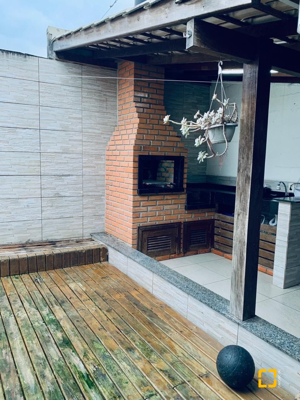 Casa de Condomínio com 59m², 2 quartos, 2 garagens, no bairro Forquilhas em São José