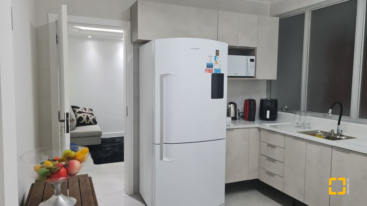 Cobertura com 132m², 6 quartos (sendo 1 suíte), 1 garagem, no bairro Estreito em Florianópolis