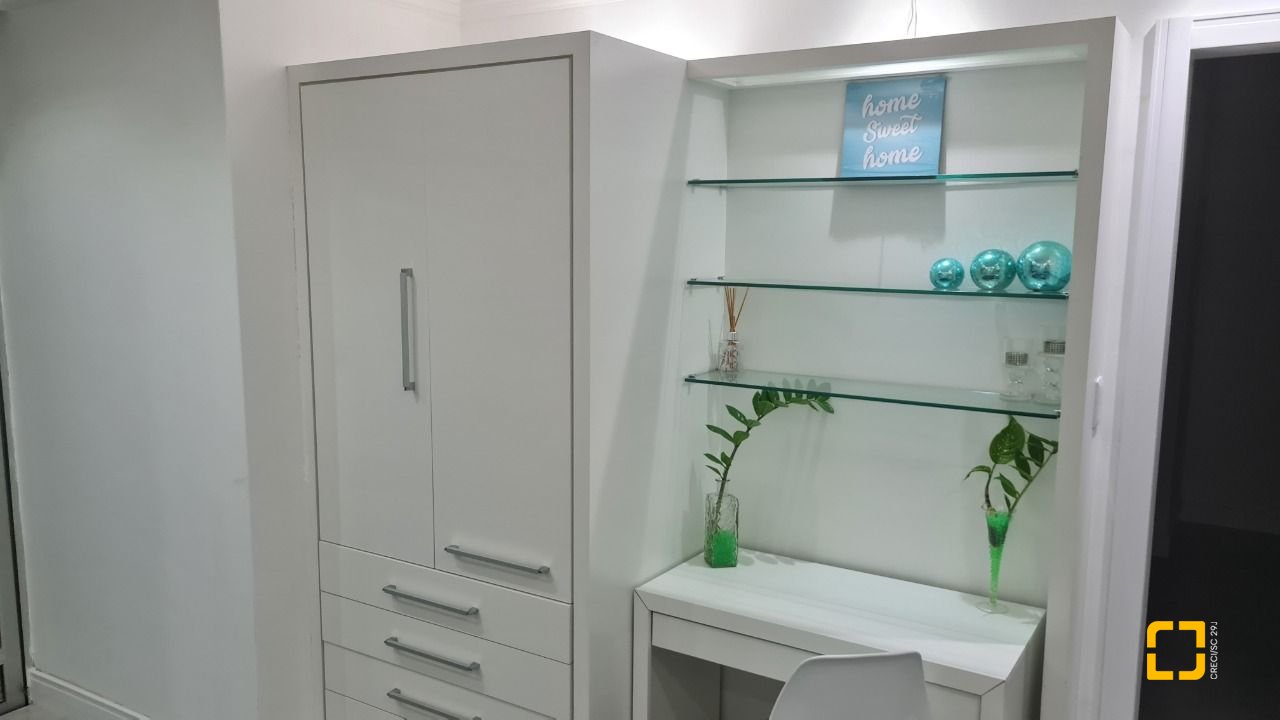 Cobertura com 132m², 6 quartos (sendo 1 suíte), 1 garagem, no bairro Estreito em Florianópolis