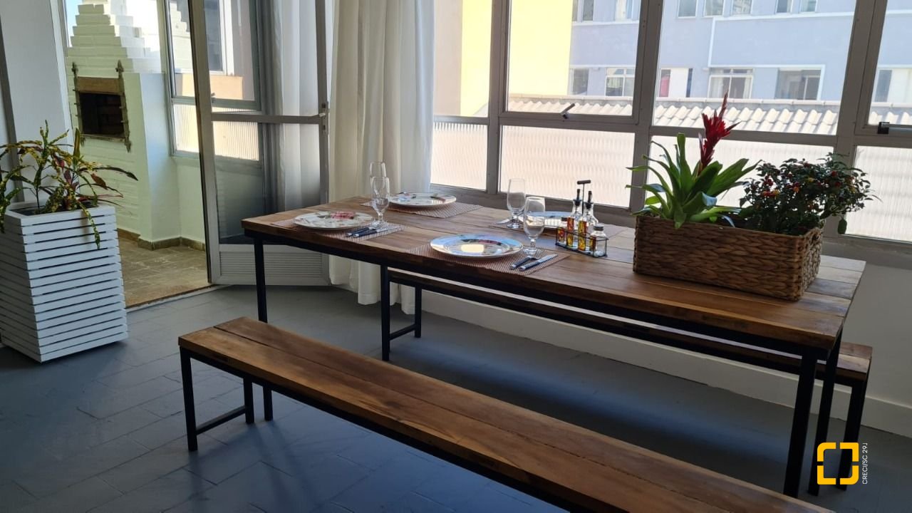 Cobertura com 132m², 6 quartos (sendo 1 suíte), 1 garagem, no bairro Estreito em Florianópolis