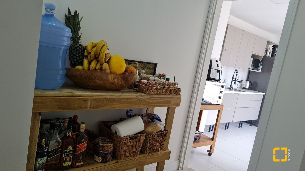 Cobertura com 132m², 6 quartos (sendo 1 suíte), 1 garagem, no bairro Estreito em Florianópolis