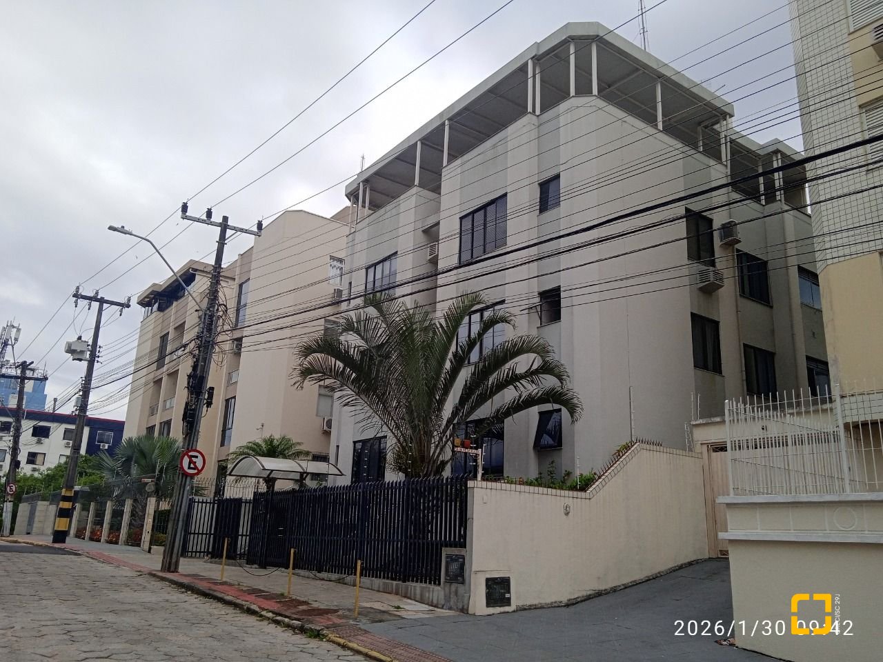 Cobertura com 63m², 2 quartos (sendo 1 suíte), 1 garagem, no bairro Abraão em Florianópolis