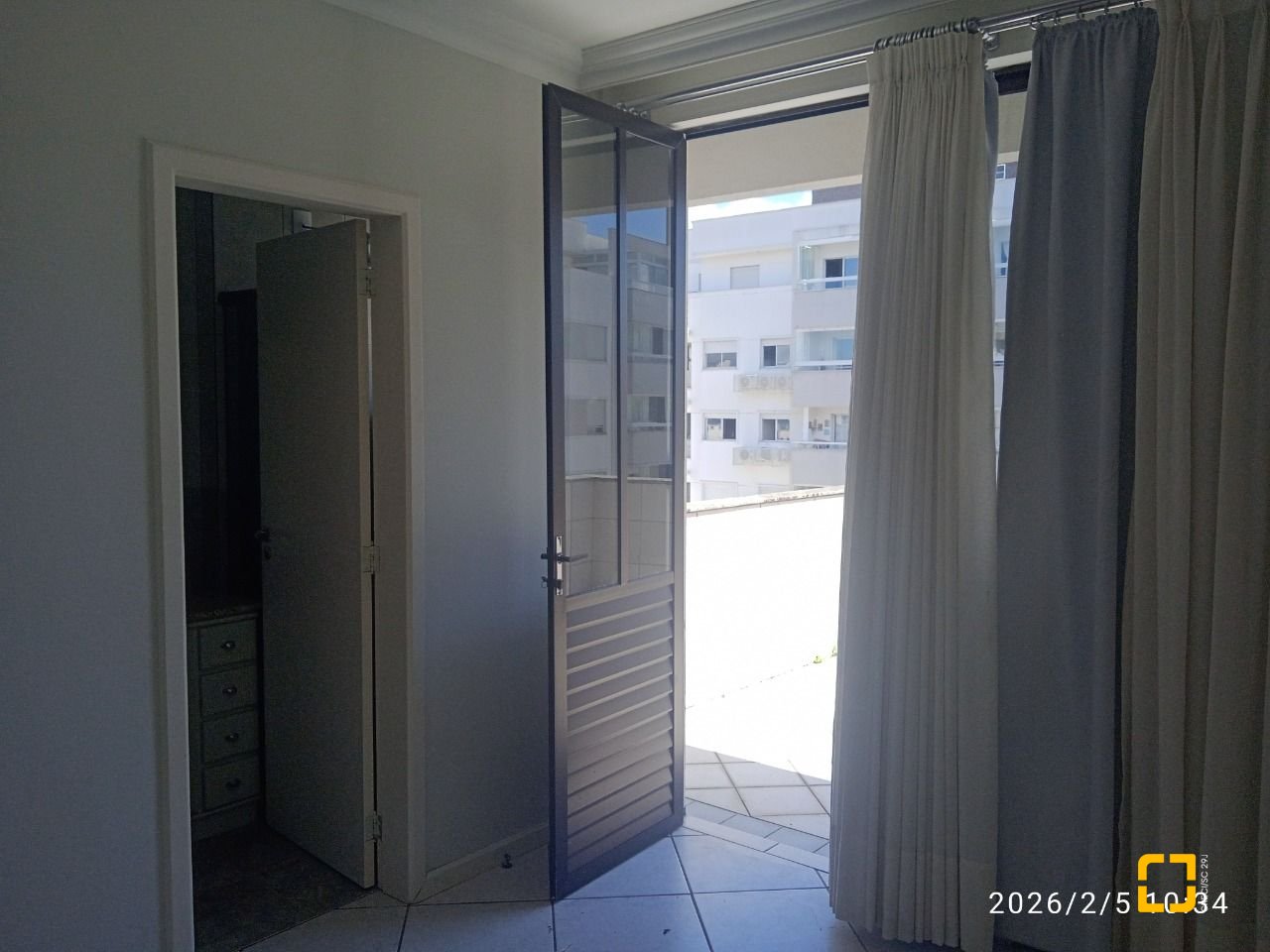 Cobertura com 63m², 2 quartos (sendo 1 suíte), 1 garagem, no bairro Abraão em Florianópolis