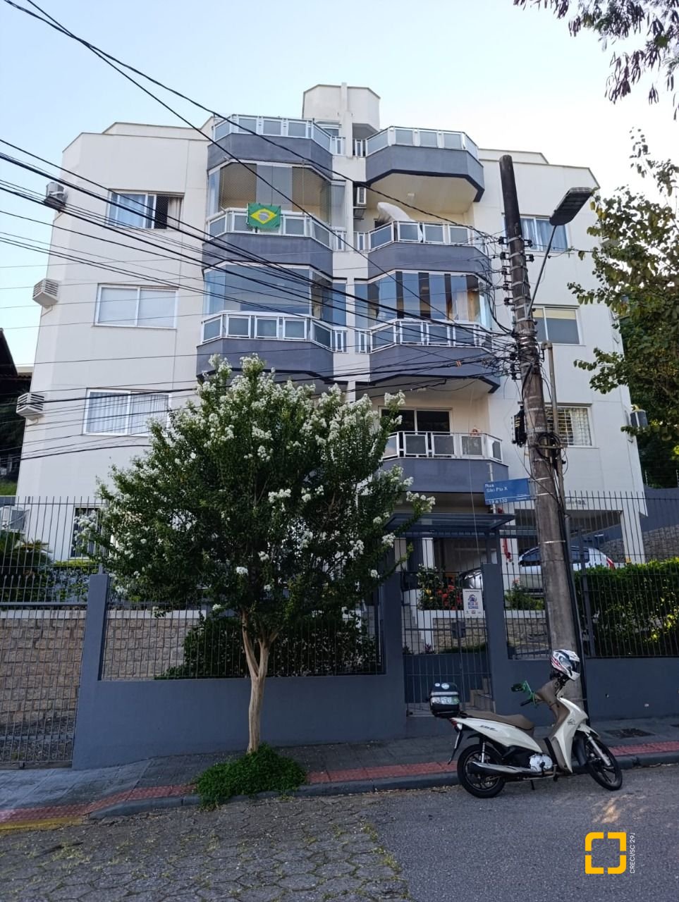 Apartamento com 55m², 1 quarto, no bairro Coqueiros em Florianópolis