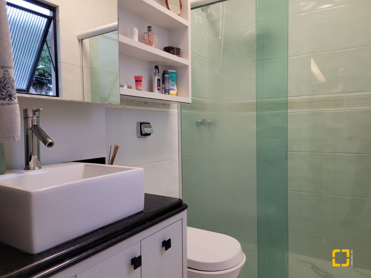 Casa com 232m², 5 quartos (sendo 1 suíte), 4 garagens, no bairro Saco dos Limões em Florianópolis