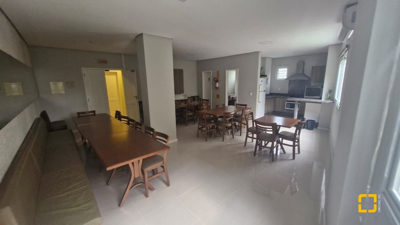 Apartamento com 79m², 4 quartos (sendo 1 suíte), 2 garagens, no bairro Córrego Grande em Florianópolis