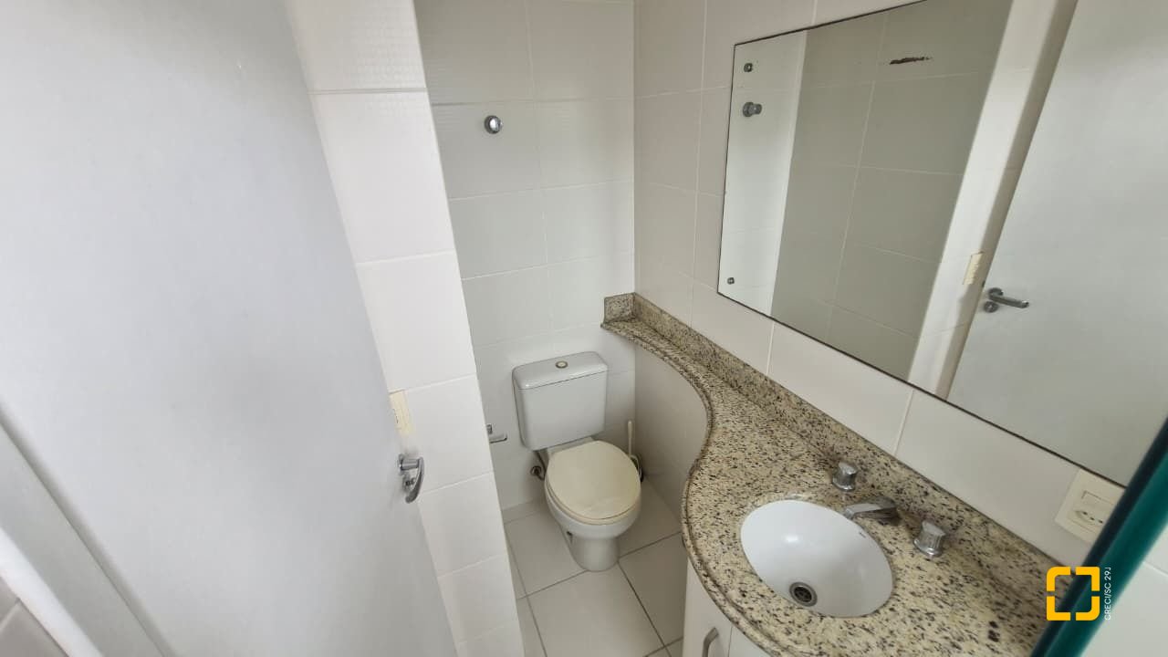 Apartamento com 79m², 4 quartos (sendo 1 suíte), 2 garagens, no bairro Córrego Grande em Florianópolis