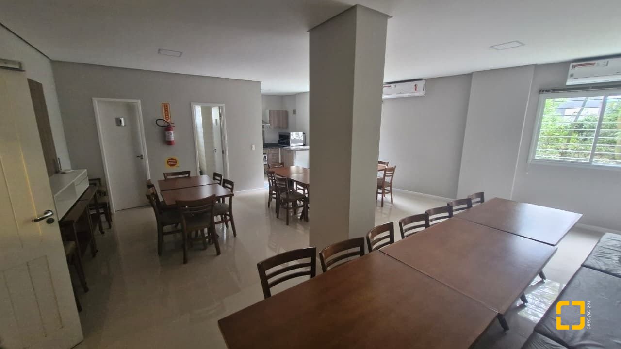 Apartamento com 79m², 4 quartos (sendo 1 suíte), 2 garagens, no bairro Córrego Grande em Florianópolis