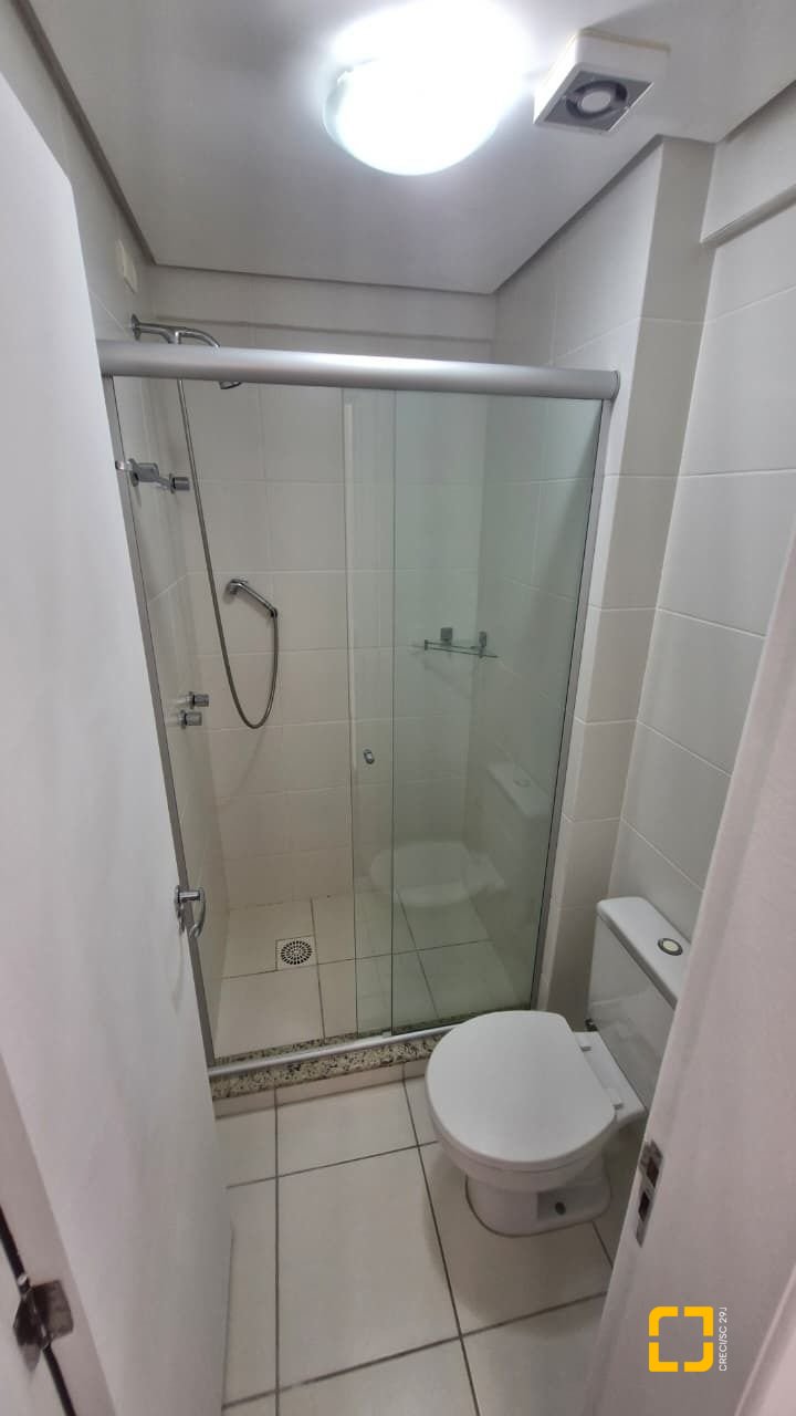 Apartamento com 79m², 4 quartos (sendo 1 suíte), 2 garagens, no bairro Córrego Grande em Florianópolis