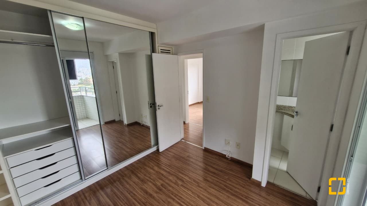Apartamento com 79m², 4 quartos (sendo 1 suíte), 2 garagens, no bairro Córrego Grande em Florianópolis