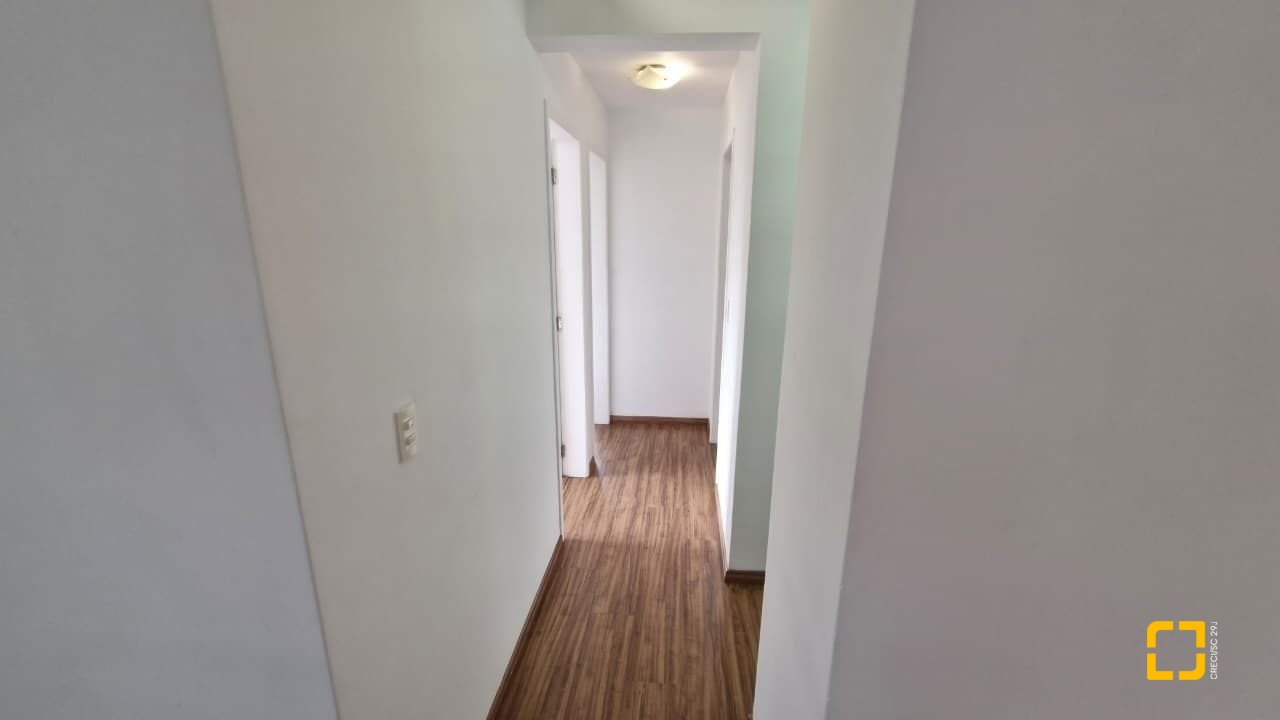 Apartamento com 79m², 4 quartos (sendo 1 suíte), 2 garagens, no bairro Córrego Grande em Florianópolis