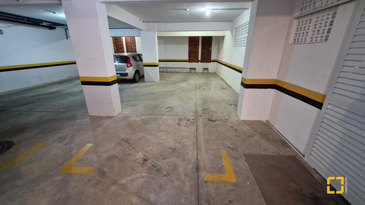Apartamento com 79m², 4 quartos (sendo 1 suíte), 2 garagens, no bairro Córrego Grande em Florianópolis