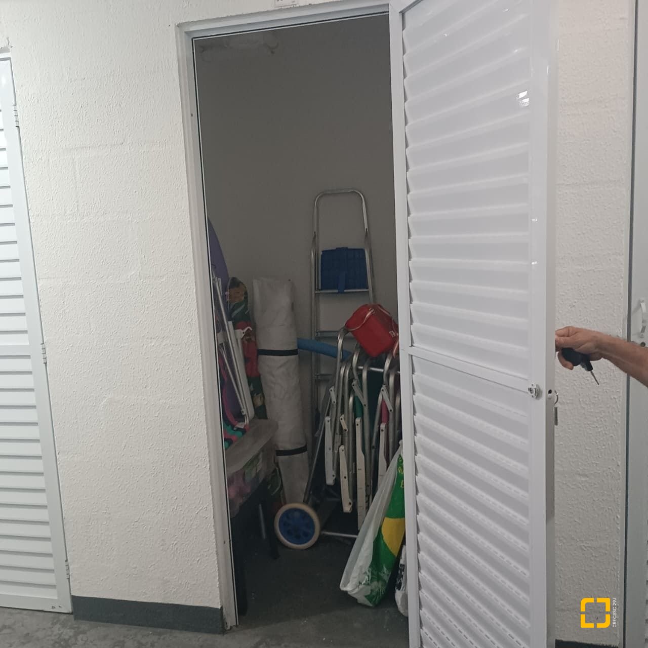 Apartamento com 81m², 3 quartos (sendo 1 suíte), 2 garagens, no bairro Ingleses do Rio Vermelho em Florianópolis