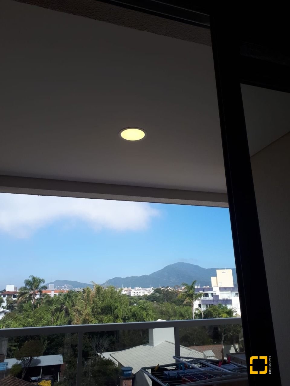 Apartamento com 81m², 3 quartos (sendo 1 suíte), 2 garagens, no bairro Ingleses do Rio Vermelho em Florianópolis
