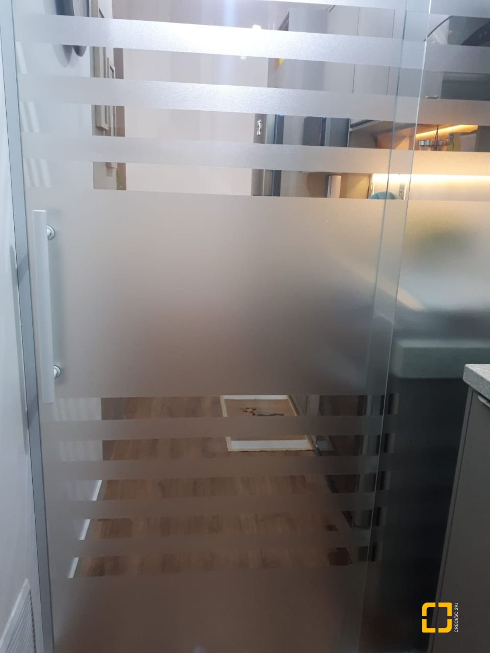 Apartamento com 81m², 3 quartos (sendo 1 suíte), 2 garagens, no bairro Ingleses do Rio Vermelho em Florianópolis