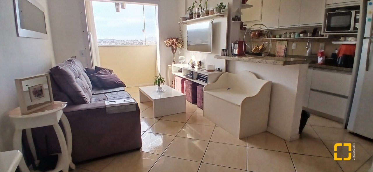 Apartamento com 72m², 3 quartos, 1 garagem, no bairro Areias em São José